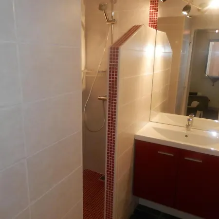 Jolie Maison 100 M De La בית נופש אגדה